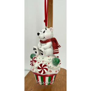 SeaWorld Theme Park Polar Bear Sitting On A Cupcake Christmas Holiday Ornament
